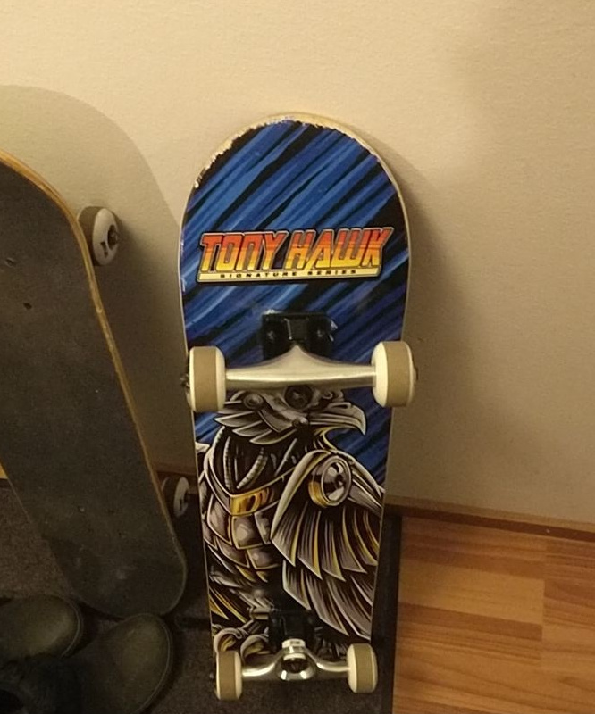 picture of a skateboard